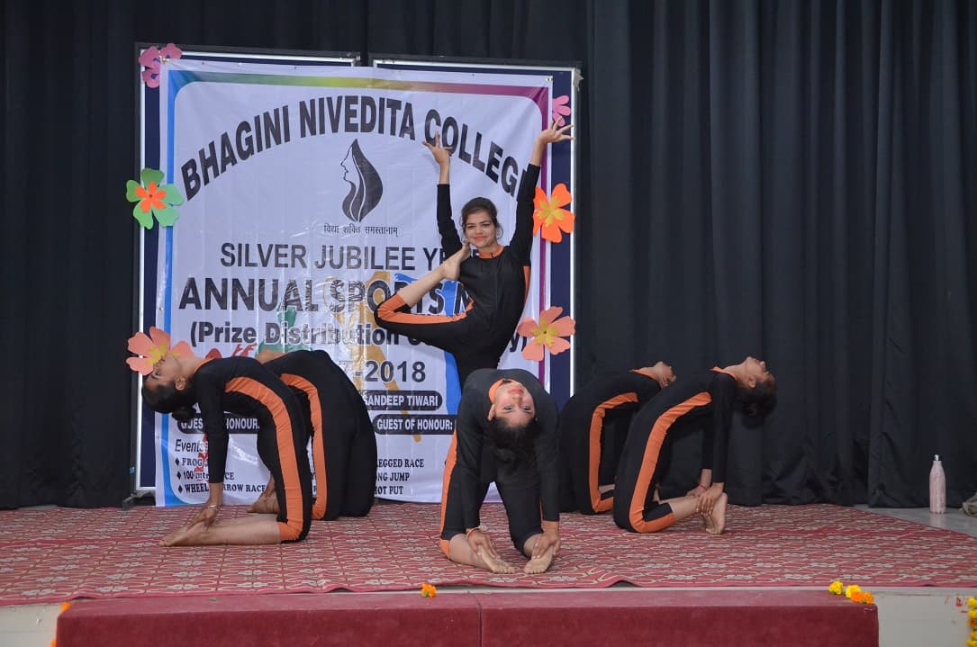 Bhagini Nivedita College Sports Day photo 4